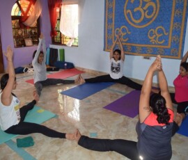 200 hrs Yoga Teacher Training